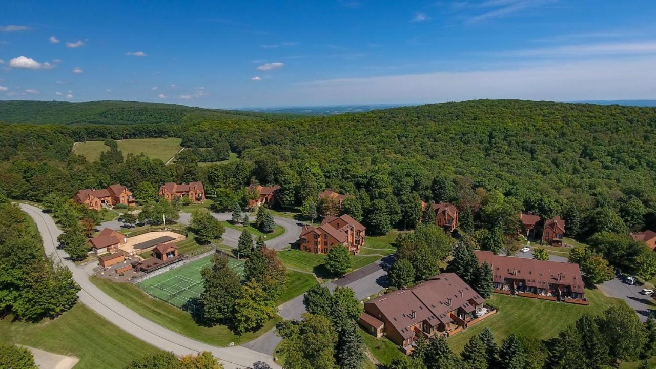 Seven Springs Swiss Mountain 3 Bedroom Standard Condo, Close To Golf Course *