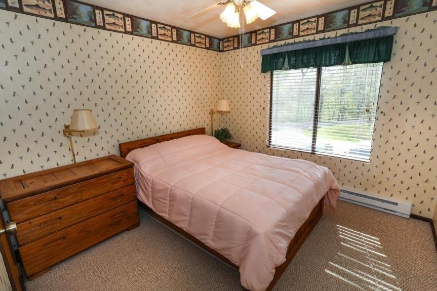 Apartment Seven Springs Swiss Mountain 3 Bedroom Standard Condo, Close To Golf Course Champion