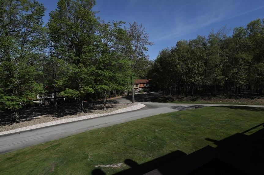 Seven Springs Swiss Mountain 3 Bedroom Standard Condo, Close To Golf Course *