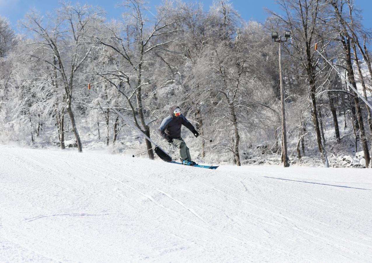Seven Springs Swiss Mountain 3 Bedroom Standard Condo, Close To Golf Course Apartment *